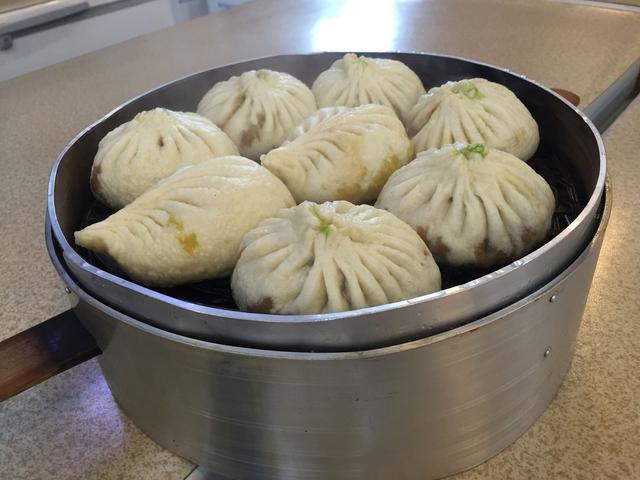 在哈爾濱旅游三天，主要想品嘗美食，有人能推薦一下路線嗎？