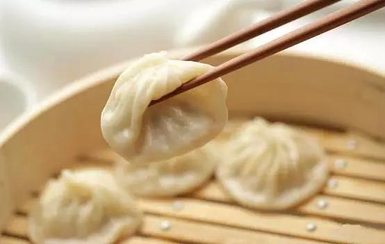 上海有哪些著名的小吃？有什么推薦嗎？